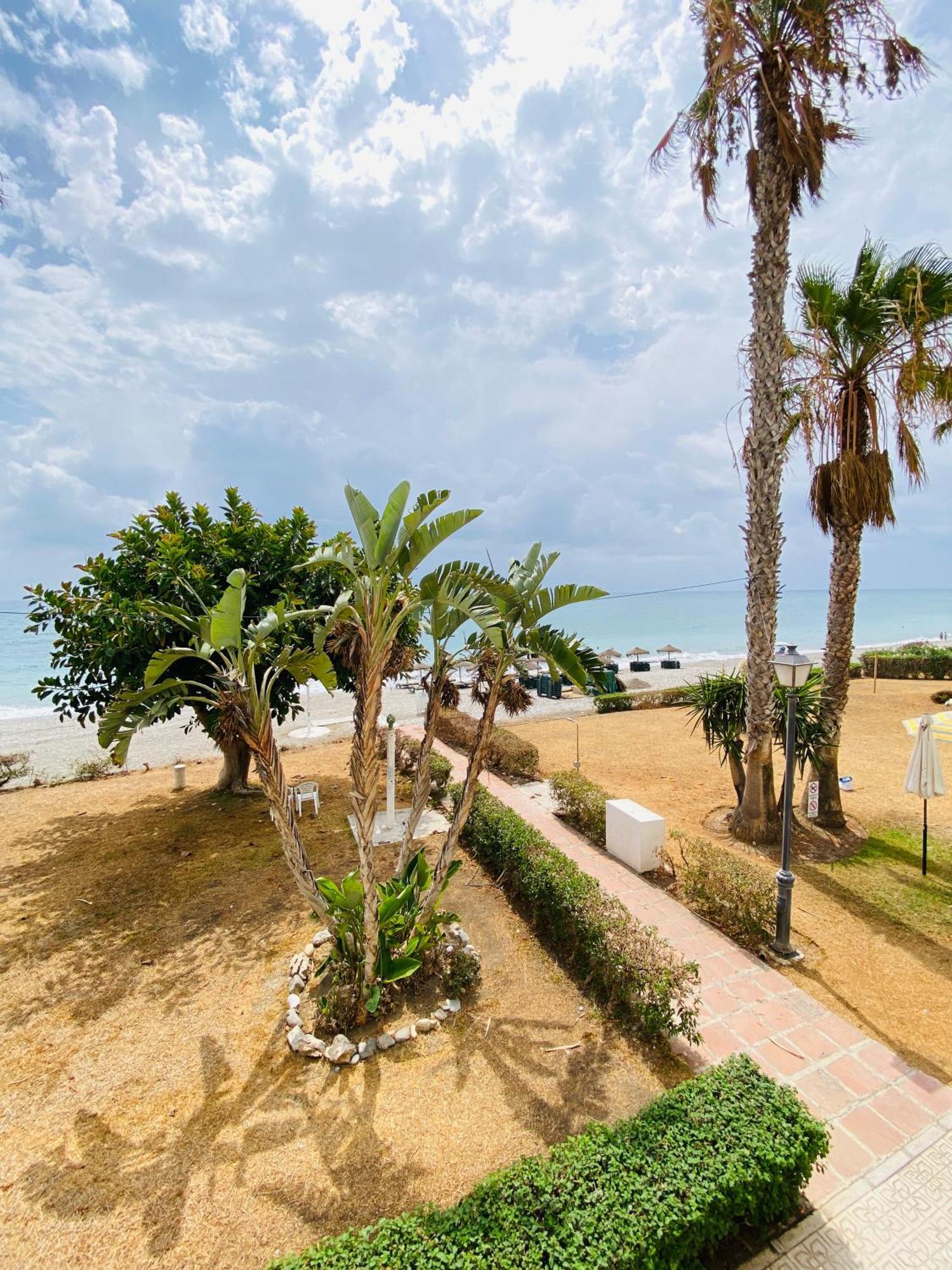 First Line Torrox Costa Apartman Kültér fotó